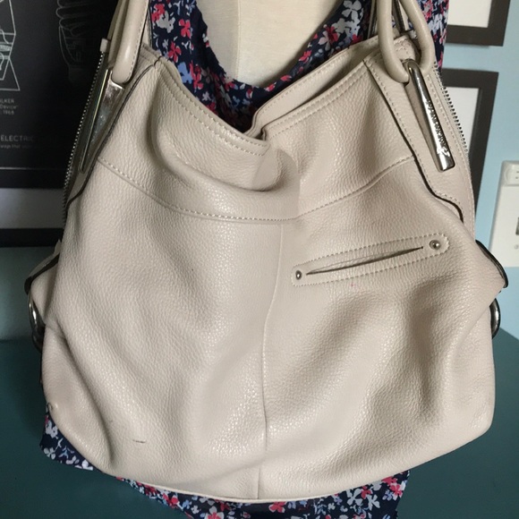 B. Makowsky beige taupe leather hobo shoulder bag - Picture 5 of 16